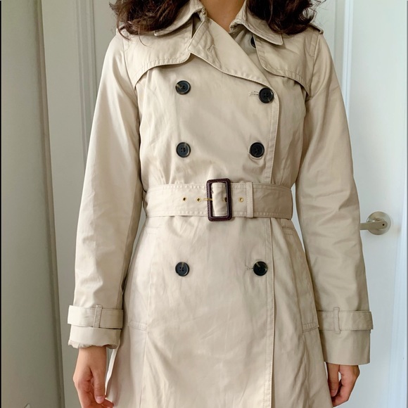 Banana Republic Trench Coat - Picture 1 of 9
